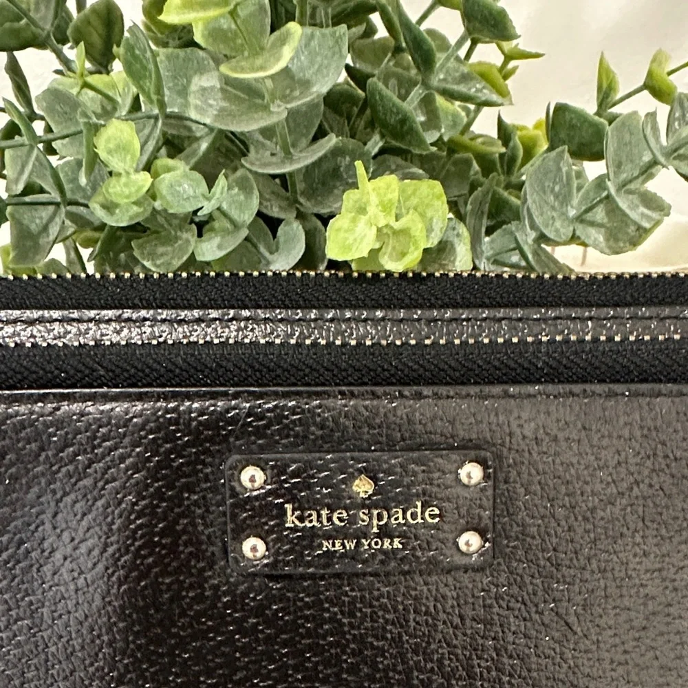💫Flash Sale💫Kate Spade Black Leather Wallet - Picture 2 of 13